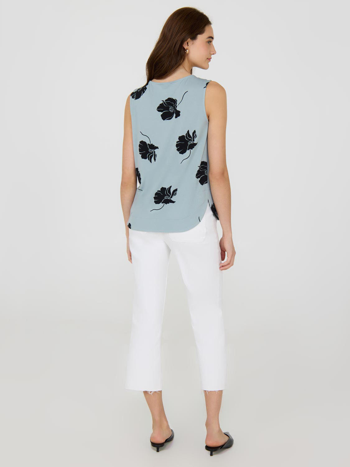 Sleeveless Floral Crepe Shell Top