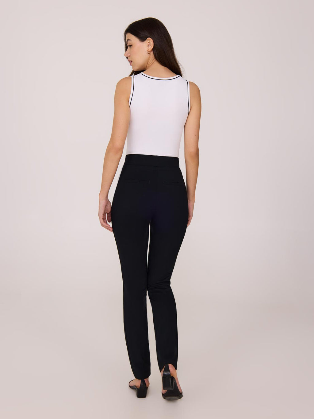 Lightweight Slim Leg Pants