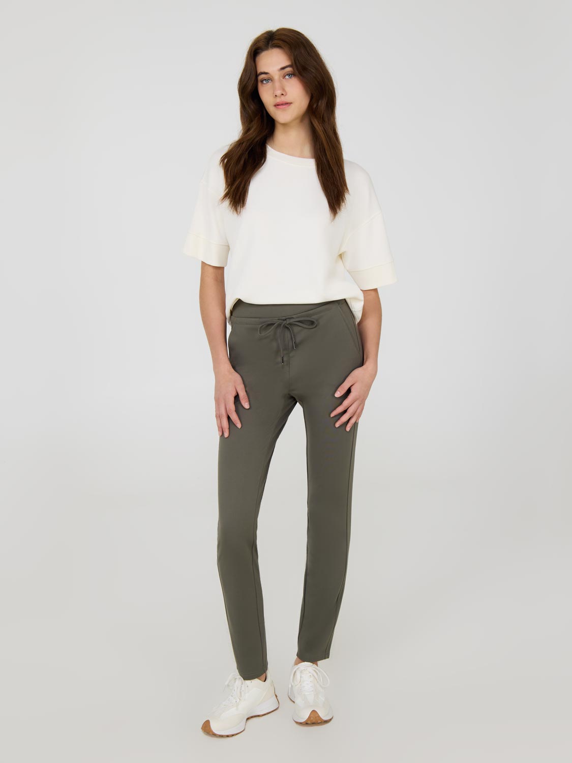 Lightweight Slim Leg Pants