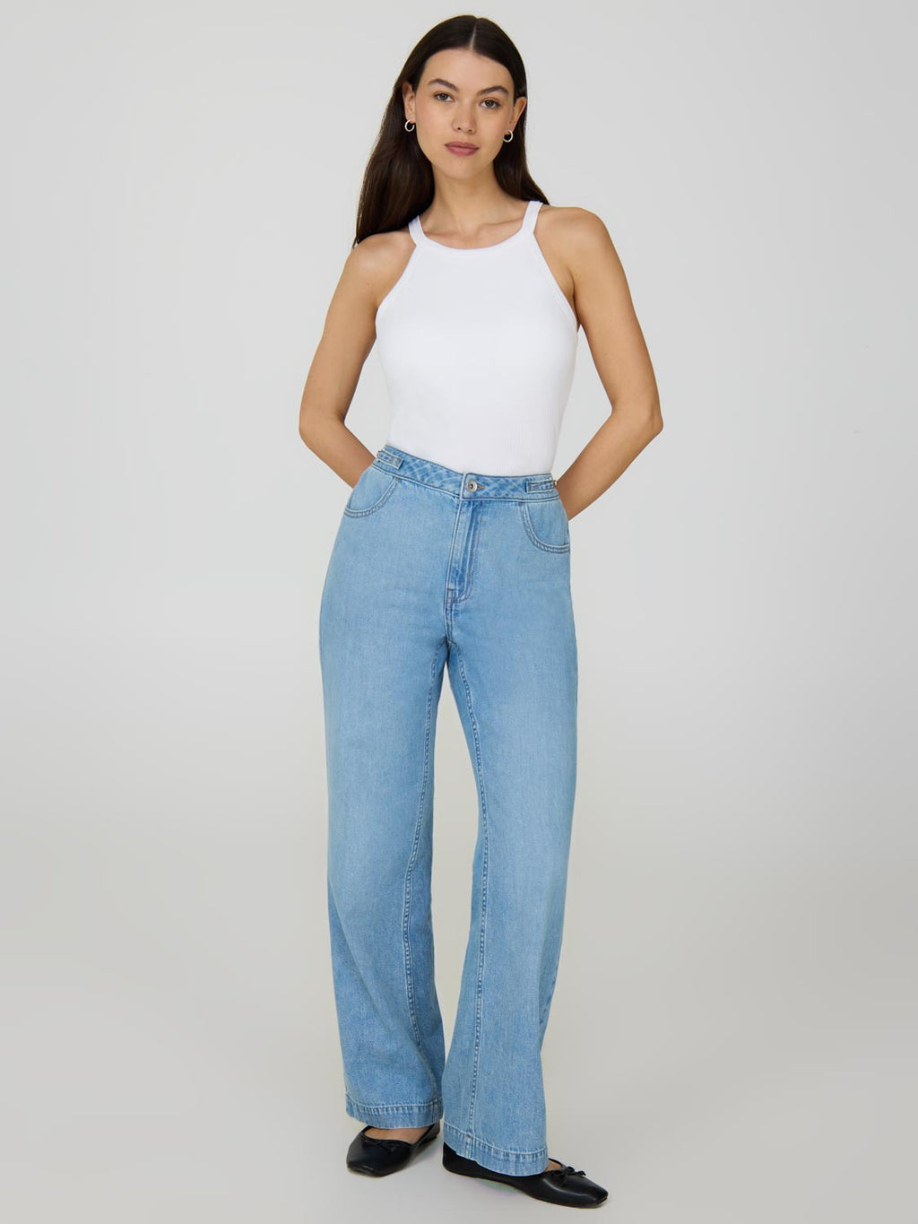 Metal Trim Straight Leg Cotton Jeans