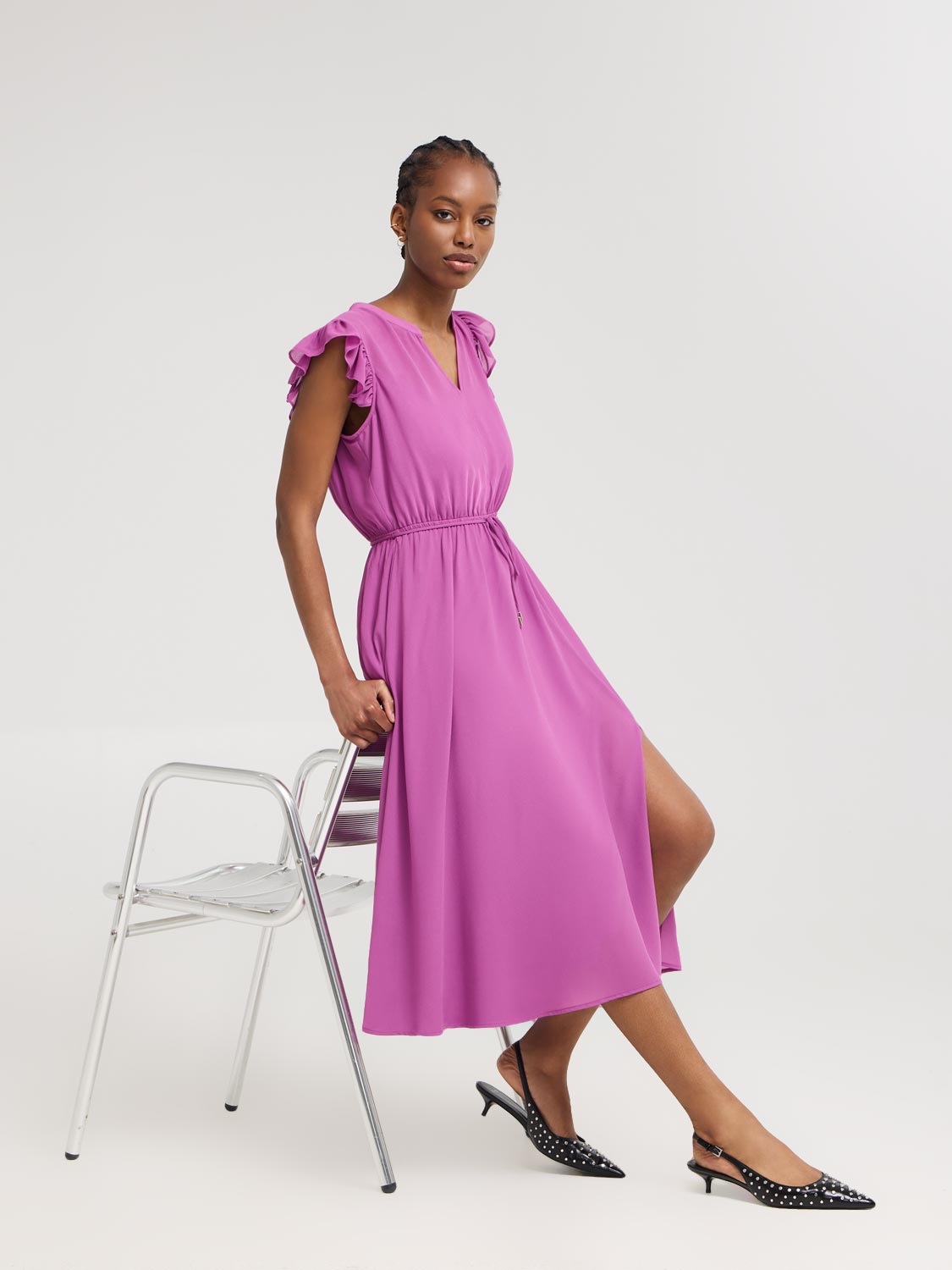 Sleeveless Split Neck Chiffon Midi Dress
