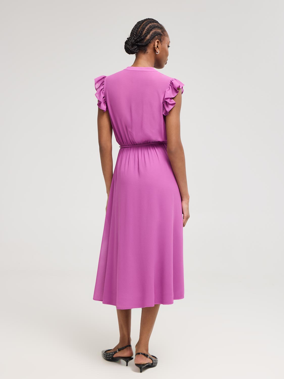 Sleeveless Split Neck Chiffon Midi Dress
