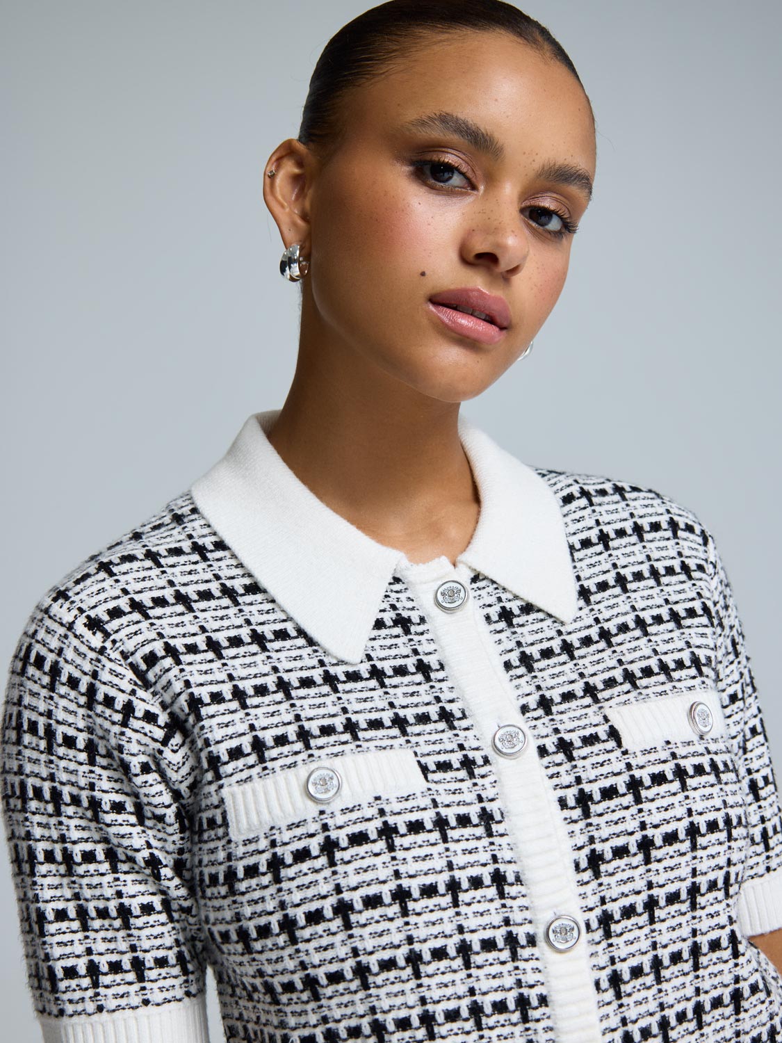 Short Sleeve Button-Up Boucl? Sweater