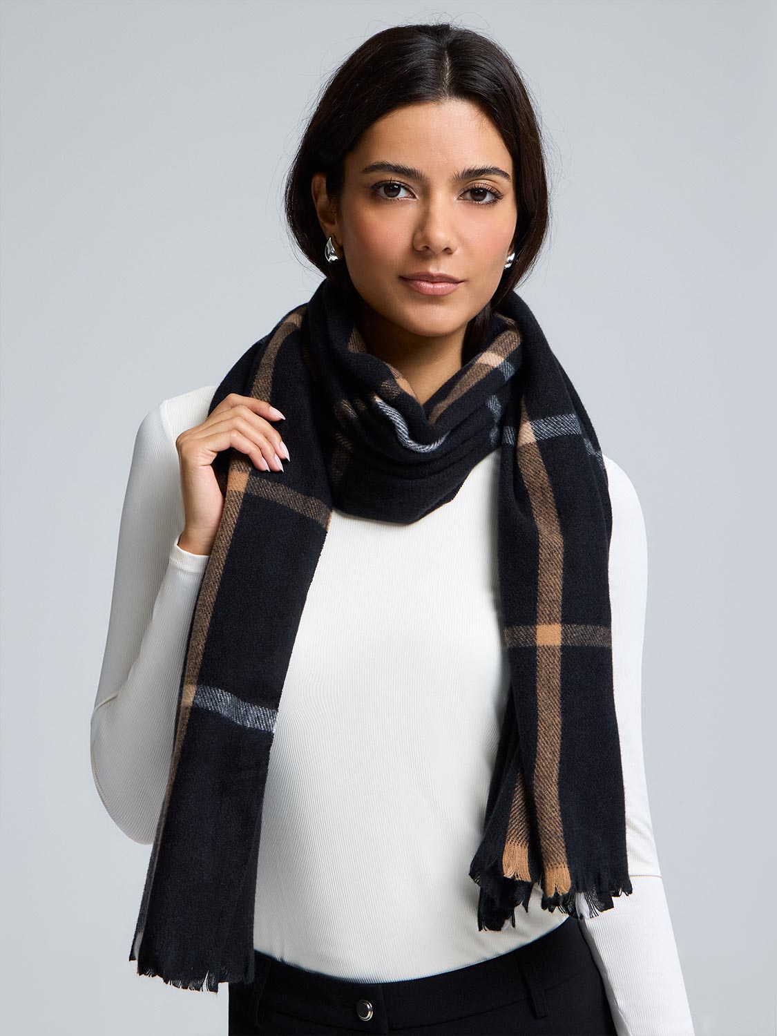 Soft Brushed Grid Scarf