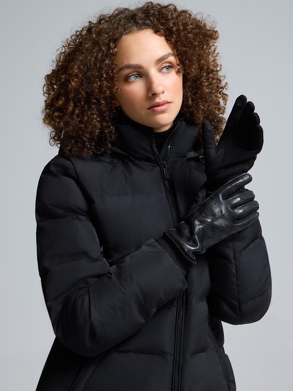 iTouch Ribbed Faux Leather Gloves