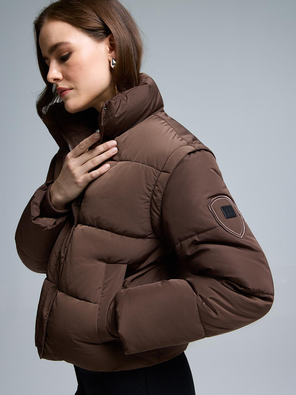 Short Puffer With Removable Sleeves